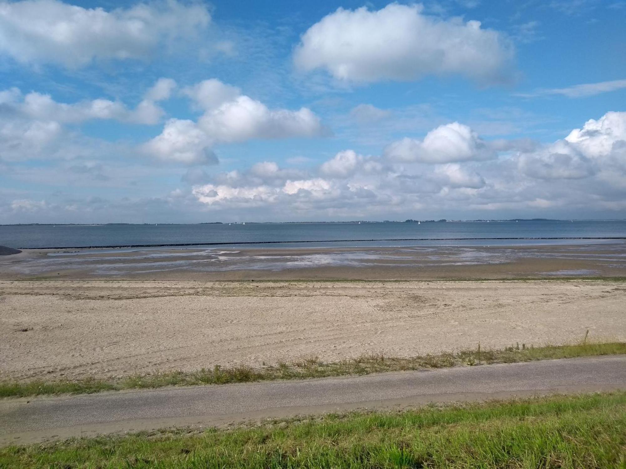 Vakantiehuis Noordzee Deluxe 32 By Interhome *